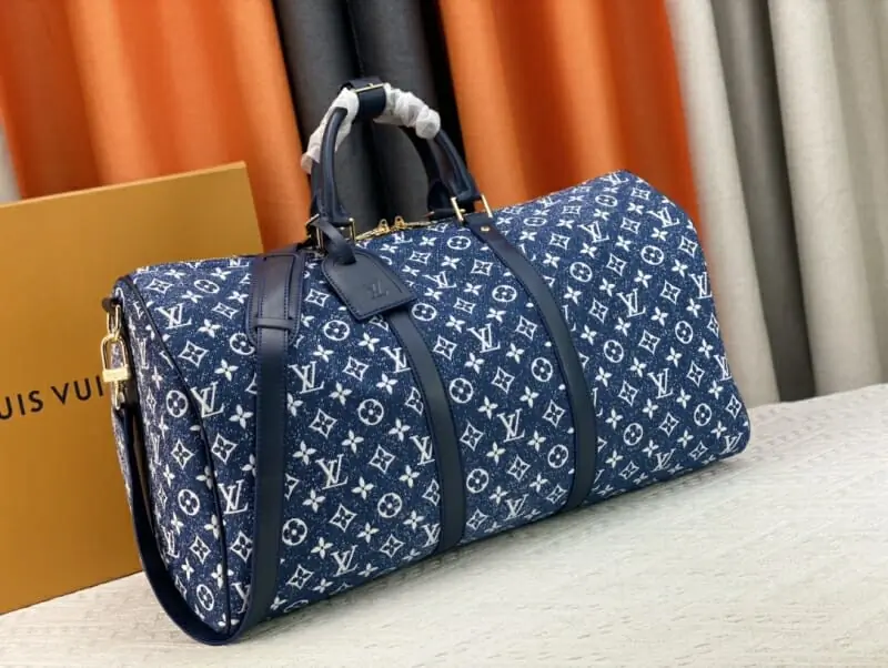 louis vuitton sac de voyage s_115a6501